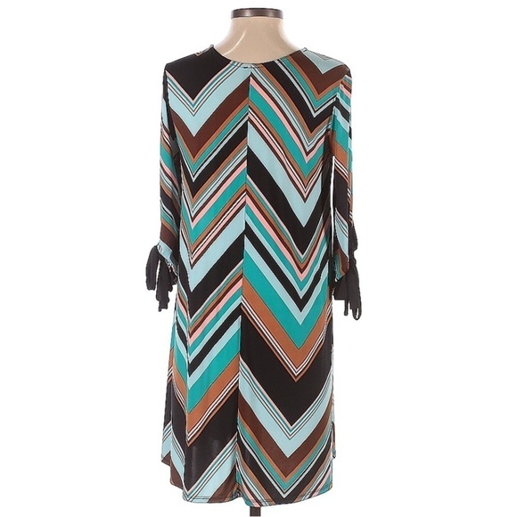 Solo La Fe Boho Striped Chevron Half Sleeve Dress l SIZE S - Picture 2 of 7